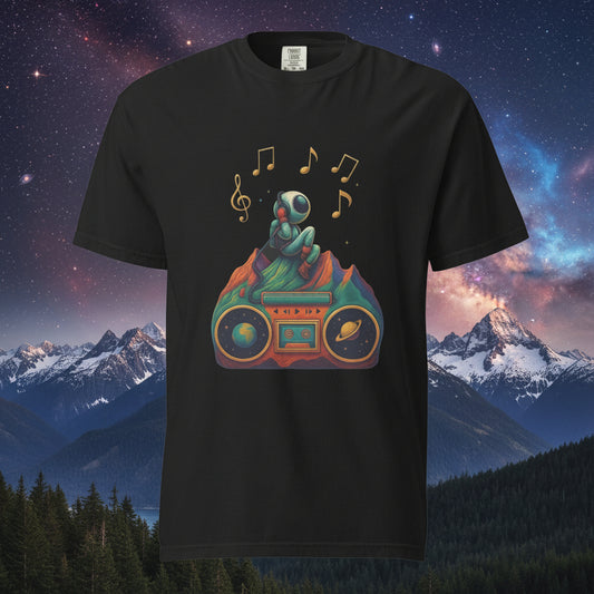BC Astronaut Retro Radio Heavyweight Tee in S — Squamish BC apparel by Origin 99